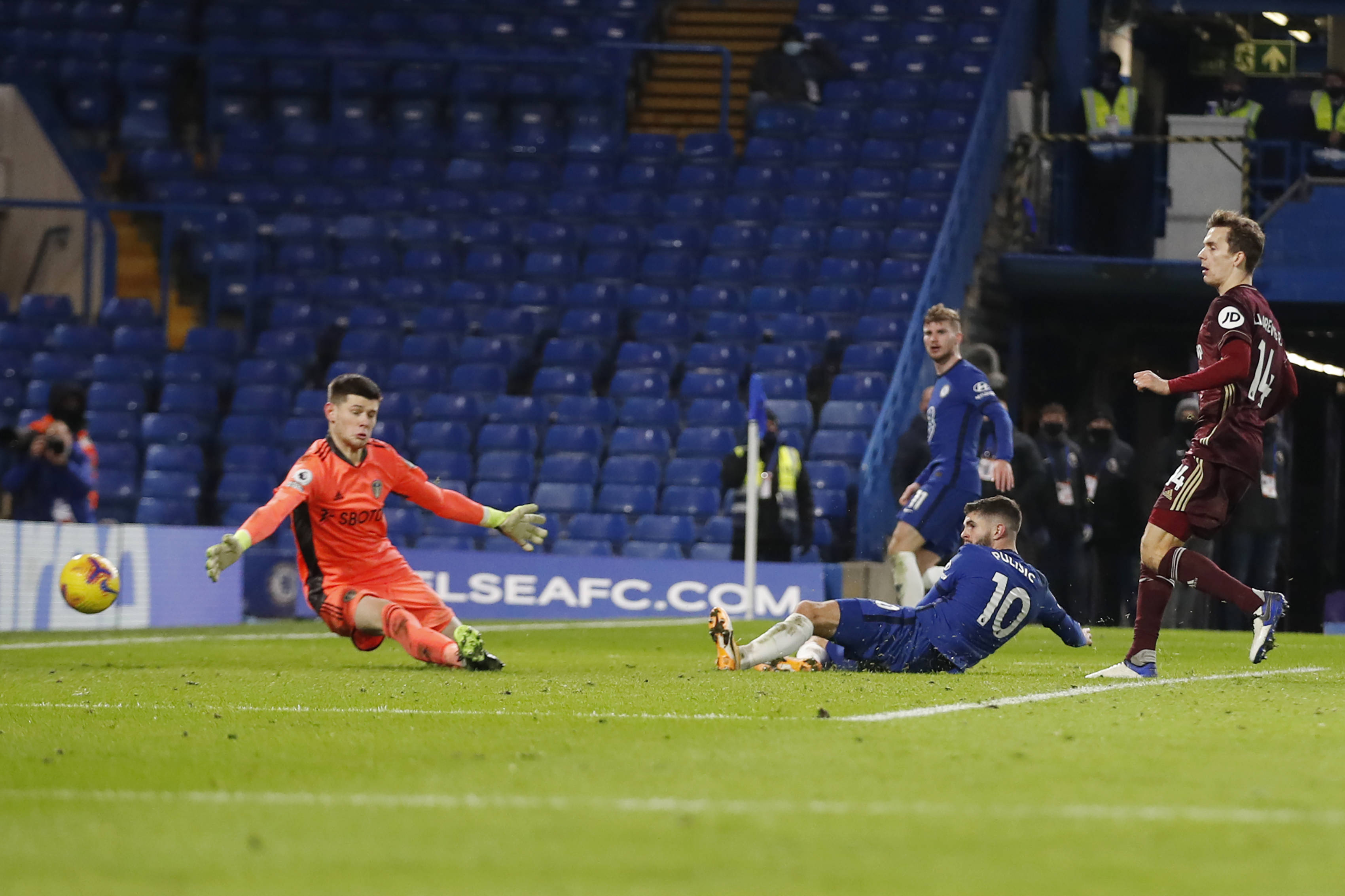 模的作战中 模的作战中